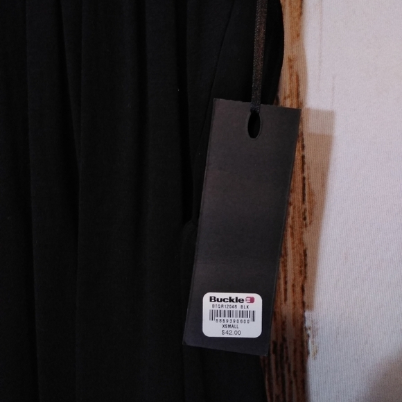 BKE Buckle black blouse Black Label sequine shimmer top size XS NWT - Picture 3 of 5